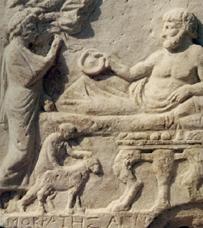 1. Ο πατέρας των Οινότρoπων, ο Άνιος. Αρχαίο ελληνικό ανάγλυφο.