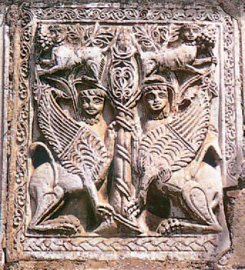 Aνάγλυφη εντοιχισμένη πλάκα<br> (I.N. Παναγίας της Γοργοεπηκόου, Αθήνα).