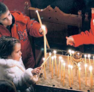 Στις ακολουθίες αυτές ζούμε κατανυκτικά τη σχέση μας με το Σωτήρα Χριστό!