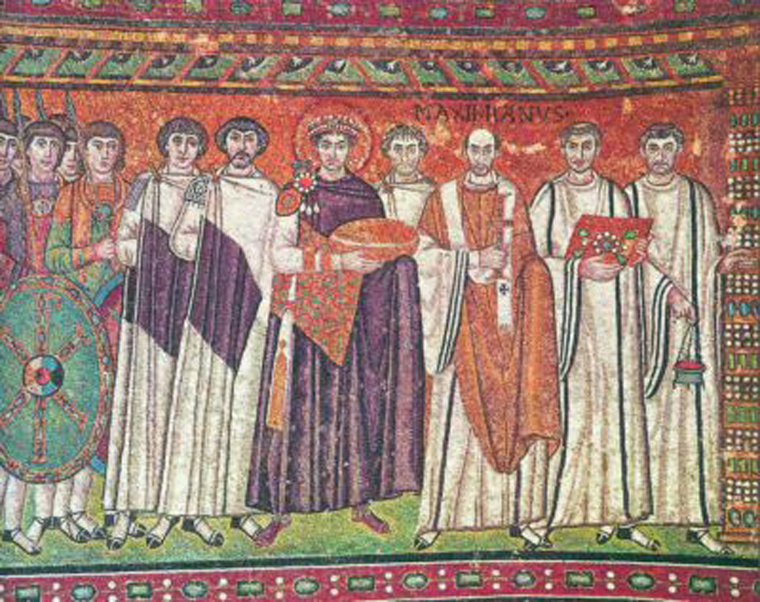 5. Ο Ιουστινιανός, ο επίσκοπος Ραβέννας Μαξιμιανός και αξιωματούχοι (ψηφιδωτό από το ναό του Αγίου Βιταλίου στη Ραβέννα, που έγινε μετά την απελευθέρωση της πόλης από τους Βυζαντινούς).