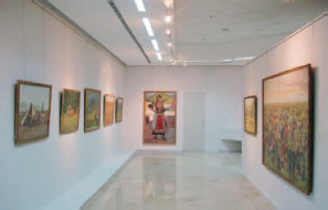 4. Τμήμα μόνιμης συλλογής (με έργα του Δ. Γιολδάση) Δημοτικής Πινακοθήκης Καρδίτσας).