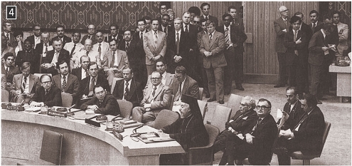 Ο αρχιεπίσκοπος Μακάριος αγορεύει στα Ηνωμένα Έθνη