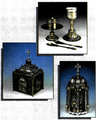 Ιερά σκεύη: Αγιος Δίσκος με τον Αστερίσκο, Αγιο Ποτήριο. Λόγχη. Λαβίδα. Λειψανοθήκη.  Αρτοφόριο.