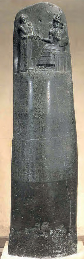 Στήλη από βασάλτη* με τη νομοθεσία <br>του Χαμμουραμπί. Στην κορυφή της στήλης παράσταση του βασιλιά Χαμμουραμπί που στέκεται όρθιος μπροστά από το θεό Σαμάς. (Παρίσι, Μουσείο Λούβρου)