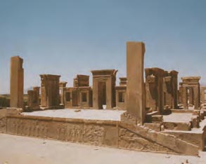 Τμήμα του ανακτόρου της Περσέπολης.