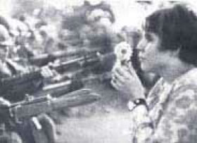 φωτ. 2.7 Αντιπολεμική διαδήλωση ομάδων φοιτητών στην Ουάσιγκτον, τη δεκαετία του ’60.