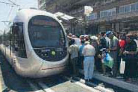 φωτ.3.16, 17 Αττικό Τραμ (www.tram.gr)