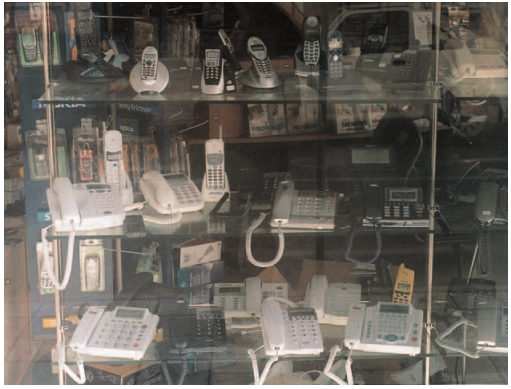 Εικόνα 1.6: Ο σύγχρονος άνθρωπος συχνά πρέπει να επιλέξει το κατάλληλο προϊόν