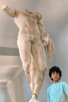 333. Στο Μουσείο της Δήλου