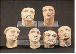 345. Ελεφάντινα κεφάλια του Φιλίππου και του Αλεξάνδρου μικρού μεγέθους