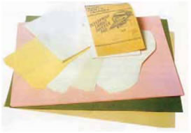 Εικ. 49 Χαρτιά και μακετόχαρτα σε διάφορα πάχη και χρώματα.