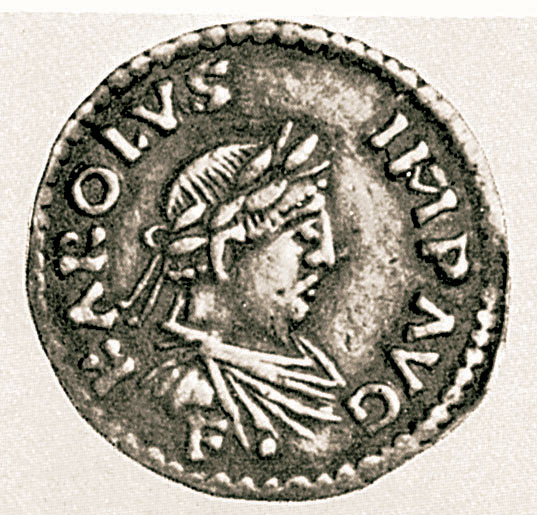 Νόμισμα του Καρλομάγνου (περ.812). Φέρει την επιγραφή στα λατινικά: Κάρολος, Αυτοκράτορας Αύγουστος. Παρίσι, Εθνική Βιβλιοθήκη.