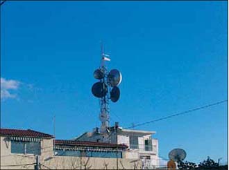 Εικ. 7.6 Οι κεραίες των τηλεπικοινωνιών αποτελούν πηγές ηλεκτρομαγνητικής ακτινοβολίας