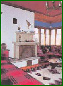 Ενημερωτικό φυλλάδιο της Νομαρχιακής Επιτροπής Τουρισμού Ιωαννίνων με τη συνεργασία του ΕΟΤ και του Δήμου Ιωαννίνων