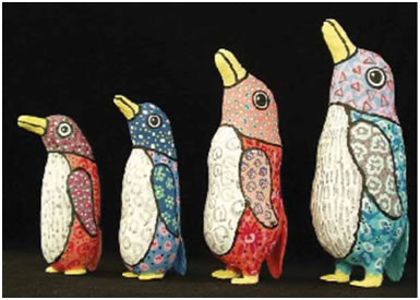 31. Πιγκουίνοι από παπιέ μασέ.