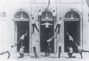 Αθλητές της γυμναστικής του Κερκυραϊκού Γυμναστικού Συλλόγου (περίπου 1906-1910)