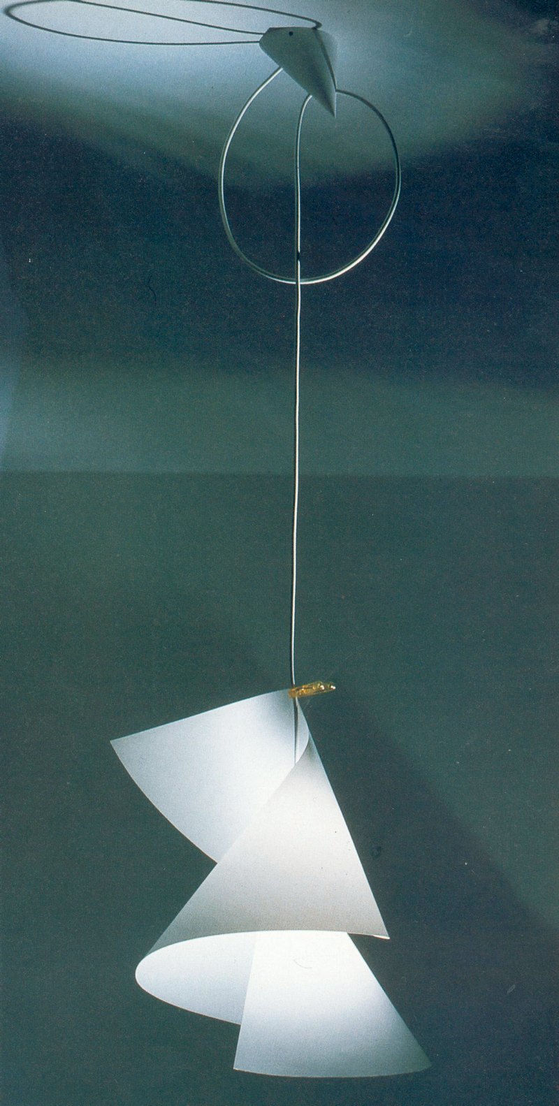 15. Μάουρερ, φωτιστικό, 1993.