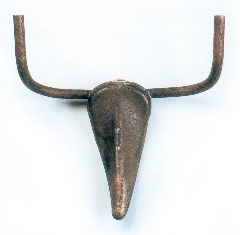 5. Πικάσο, «Κεφάλι ταύρου», 1943. Με απλές χειρονομίες και χωρίς να αλλάξει το παραμικρό σε μια σέλα και ένα τιμόνι ποδηλάτου, τα μετατρέπει σε κεφάλι ταύρου.