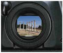 Το σκόπευτρο μιας φωτογραφικής μηχανής.