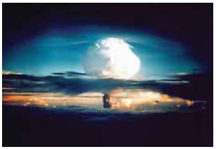 Ατομική βόμβα σύντηξης - Ένας μικρός βραχύβιος ήλιος